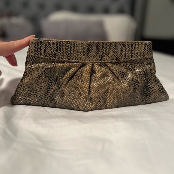 ❤️Lauren Merkin Snake Skin Embossed Leather Clutch - Picture 3 of 3